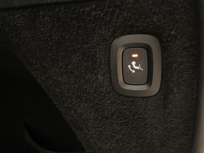 Volvo XC90 D5 AWD INSCRIPTION AUT CZ 2.0 d