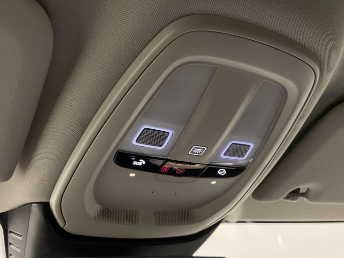 Volvo V60 B4 AUT BRIGHT PLUS