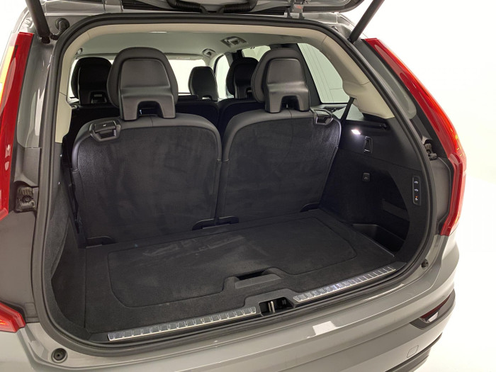 Volvo XC90 T8 AWD PLUS DARK RECHARGE AUT