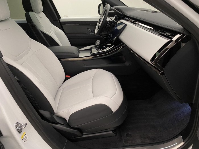 Land Rover Range Rover Sport D300 DYNAMIC HSE AWD AUT 3.0 d Dynamic