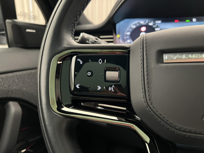 Land Rover Range Rover Sport 3.0 DYNAMIC SE AWD AUT CZ 3.0 Dynamic SE