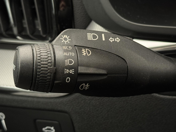 Volvo XC60 D5 AWD INSCRIPTION AUT CZ 2.0 d