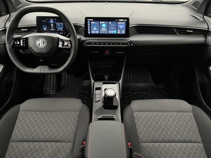 MG MG3 ESSENTIAL Hybrid+ AUT CZ