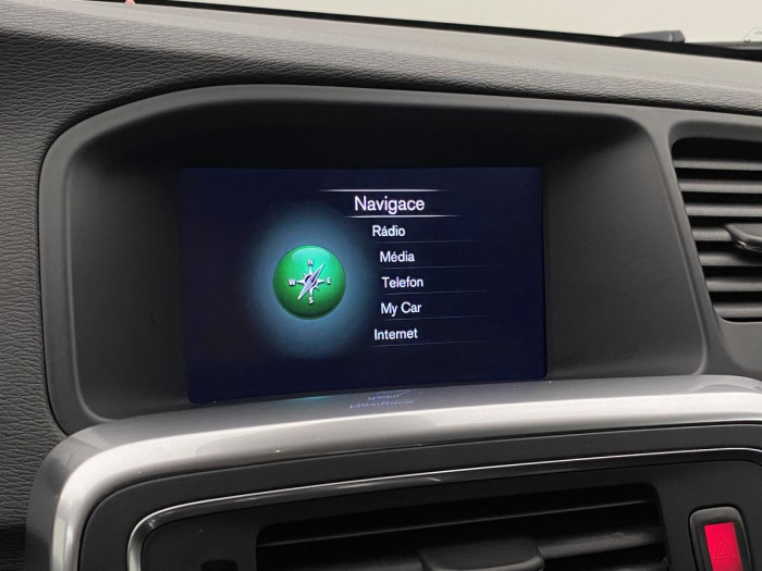 Volvo V60 D2 NAVIGACE 1.maj. REZERVACE 2.0 d