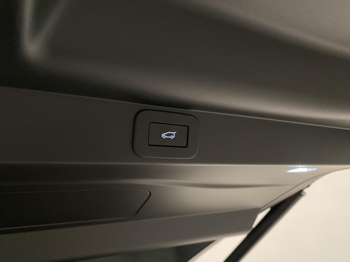 Land Rover Range Rover P530 AUTOBIOGRAPHY LWB