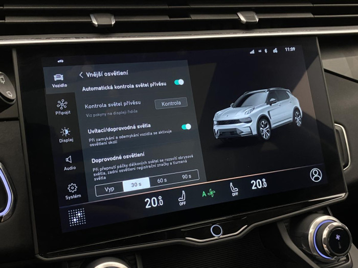 Lynk & Co 01 PHEV DCT AUT 1.maj. REZERVACE