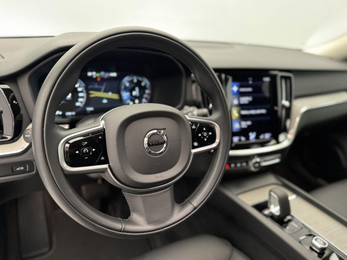 Volvo V60 CC B4 AWD ADVANCED AUT 1.maj. 2.0 CC CC