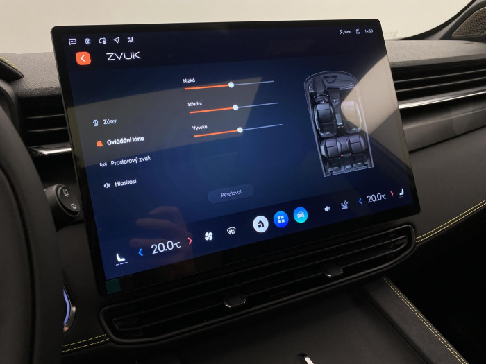 Lynk & Co 01 01 MORE PHEV