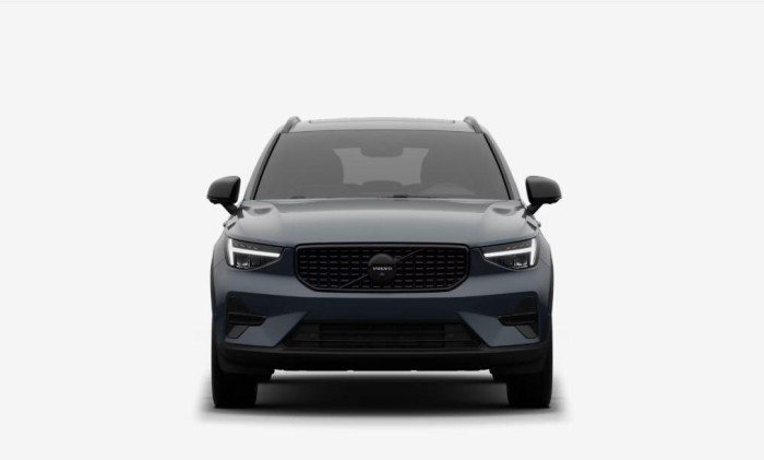 Volvo XC40 B3 AUT PLUS BLACK EDITION