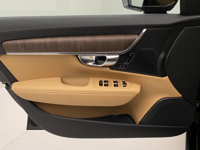 Volvo V90 T8 AWD Plug-in BRIGHT ULTRA