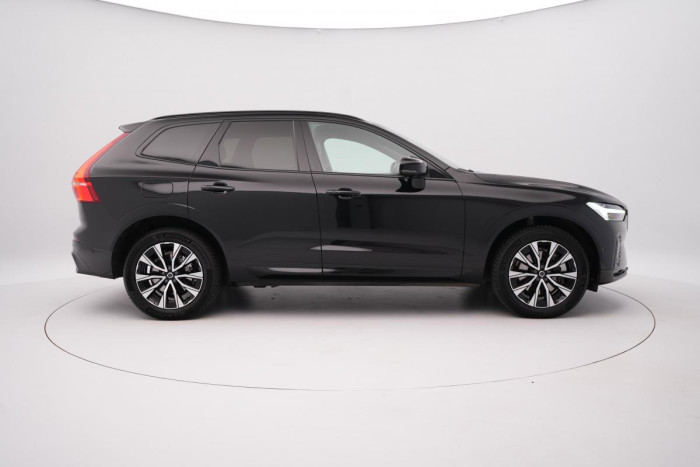 Volvo XC60 B4 AWD PLUS DARK AUT REZERVACE