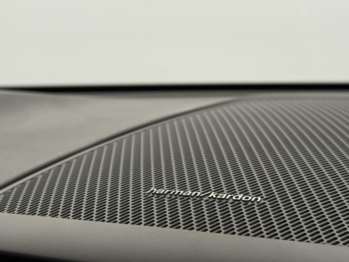 Volvo XC60 B4 AWD DARK PLUS REZERVACE