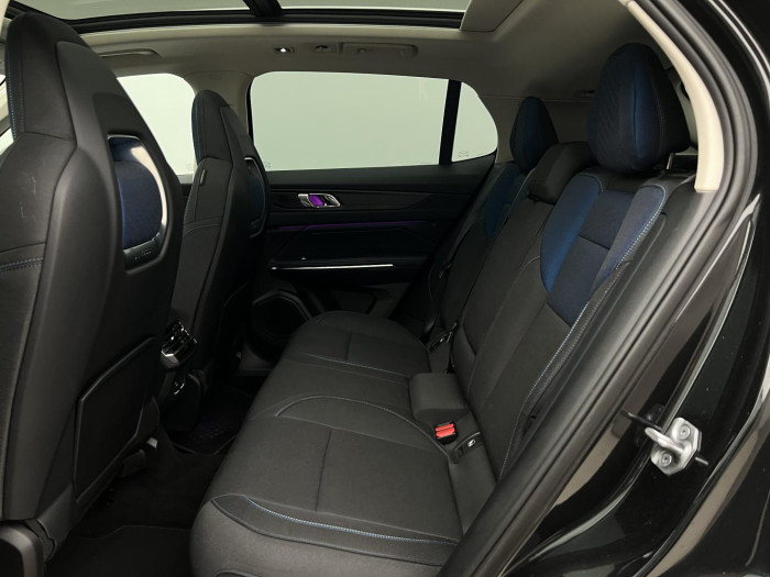 Lynk & Co 01 HEV Aut