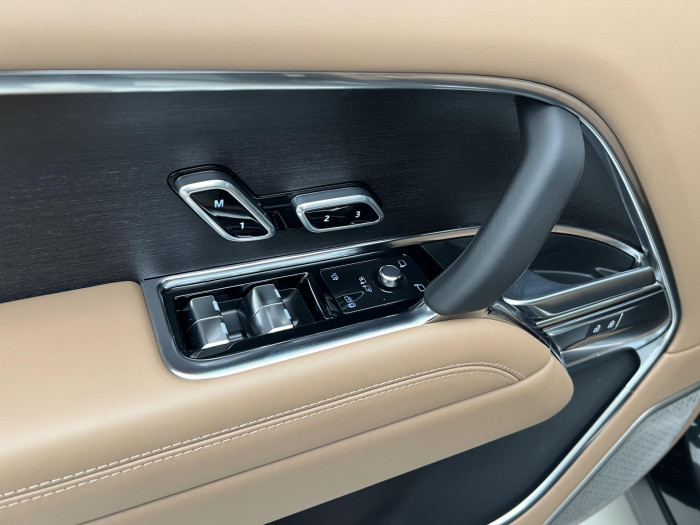 Land Rover Range Rover P550e AUTOBIOGRAPHY Aut SWB