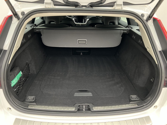 Volvo V60 CC B4 AWD AUT 1.maj 2.0 CC CC