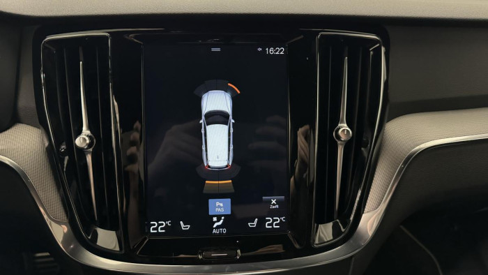 Volvo V60 D4 R-DESIGN POLESTAR REZERVACE 2.0 d