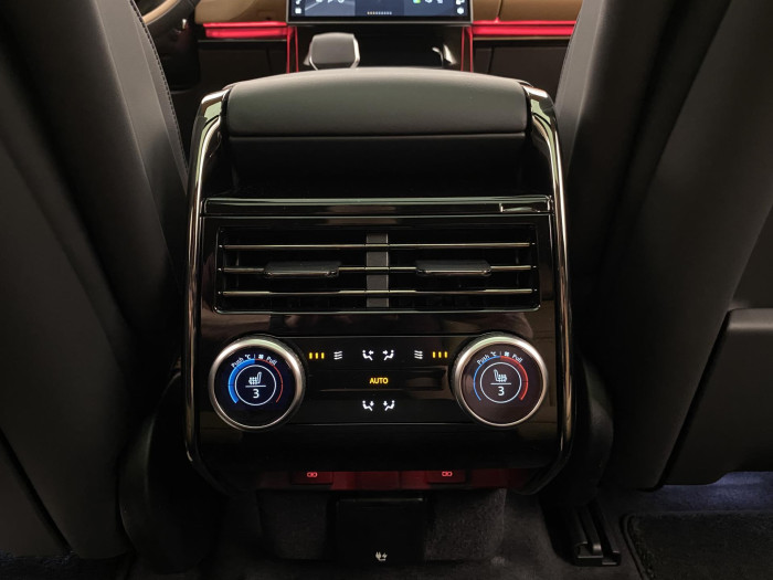 Land Rover Range Rover Sport D350 AUTOBIOGRAPHY AWD 3.0 d