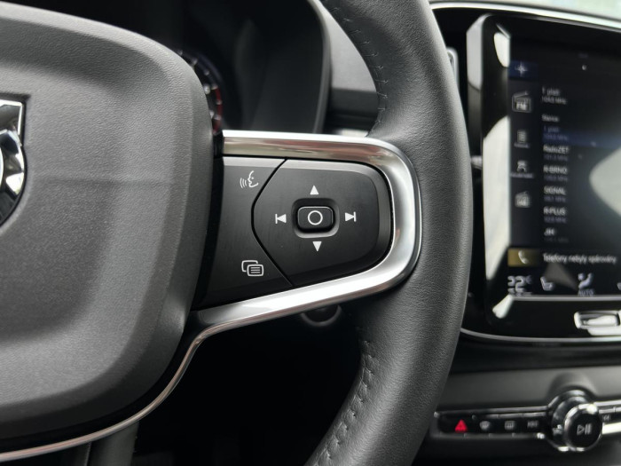 Volvo XC40 B4 AWD MOMENTUM Aut 1.maj. 2.0 Momentum
