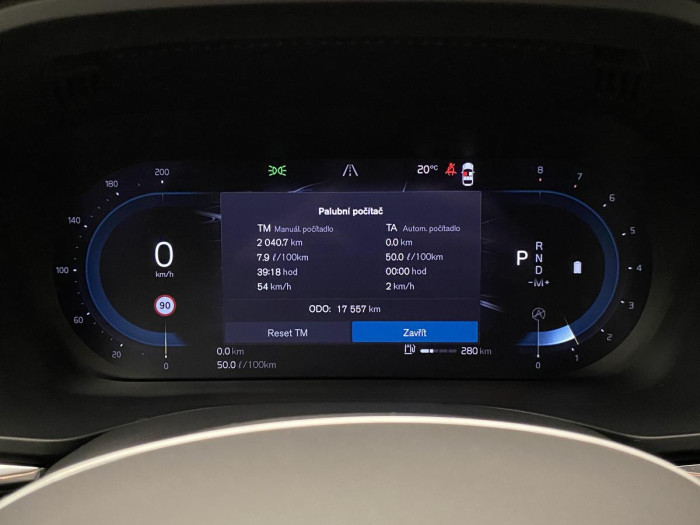 Volvo XC60 B4 MOMENTUM AUT REZERVACE 2.0 Momentum