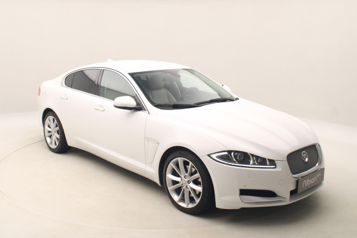 Jaguar XF 3.0 V6D AUT CZ 3.0 d