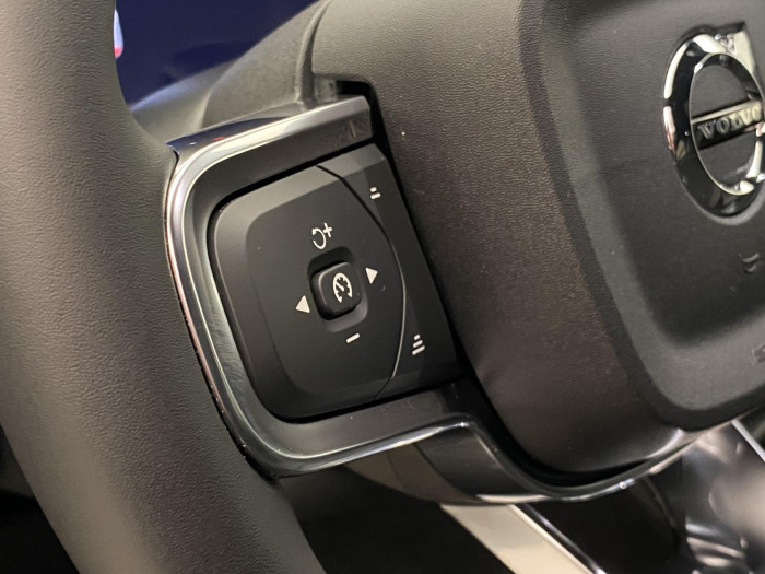 Volvo XC40 B4 AUT DARK PLUS