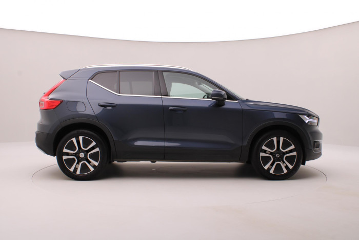 Volvo XC40 B4 AWD INSCRIPTION AUT CZ
