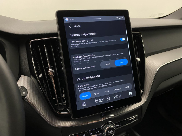 Volvo XC60 T6 AWD PLUS BLACK EDITION CZ