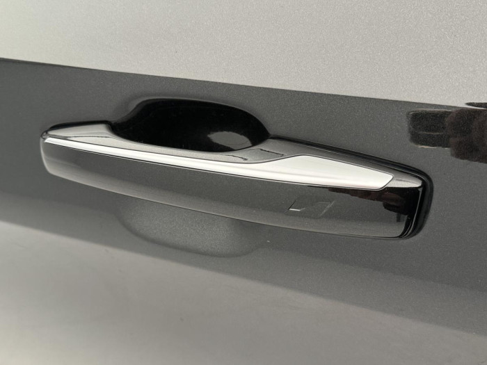 Lynk & Co 01 PHEV DCT AUT