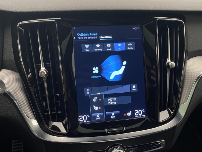 Volvo V60 B4 R-DESIGN AUT