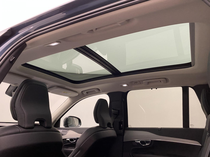 Volvo XC90 T8 AWD RECHARGE PLUS DARK AUT