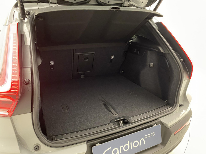 Volvo XC40 B3 AUT PLUS BLACK EDITION