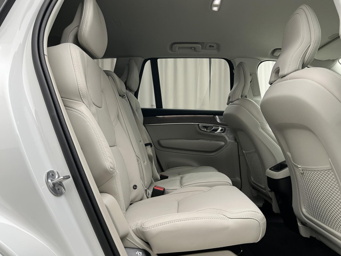 Volvo XC90 B5 AWD DARK PLUS AUT