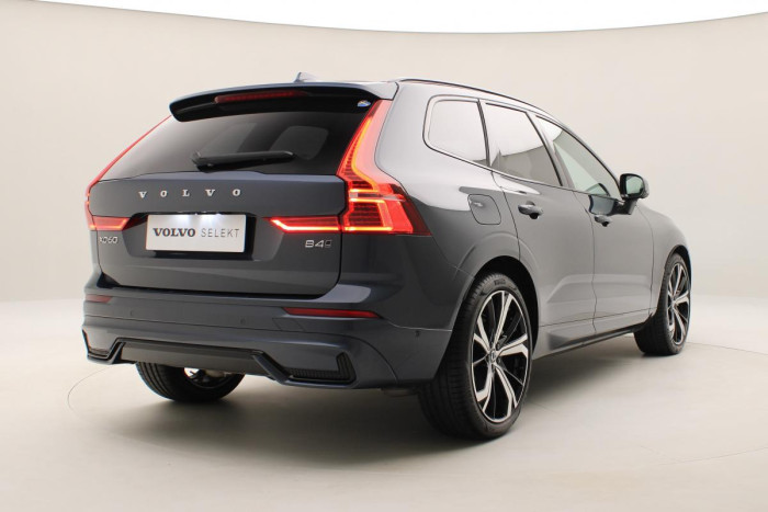 Volvo XC60 B4 AWD ULTIMATE DARK CZ 1.maj