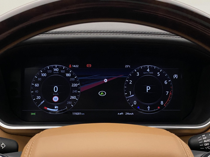 Land Rover Range Rover P525 AUTOBIOGRAPHY REZERVACE