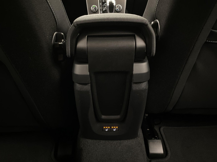 Volvo V40 D3 MOMENTUM 2.0 d Momentum