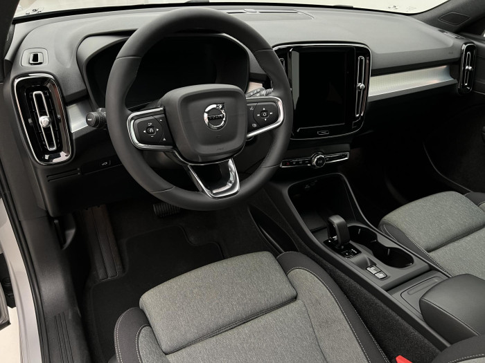 Volvo XC40 B4 CORE AUT 1.maj.