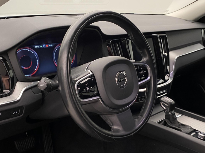 Volvo V60 CC D4 AWD MOMENTUM AUT 2.0 d CC CC Momentum