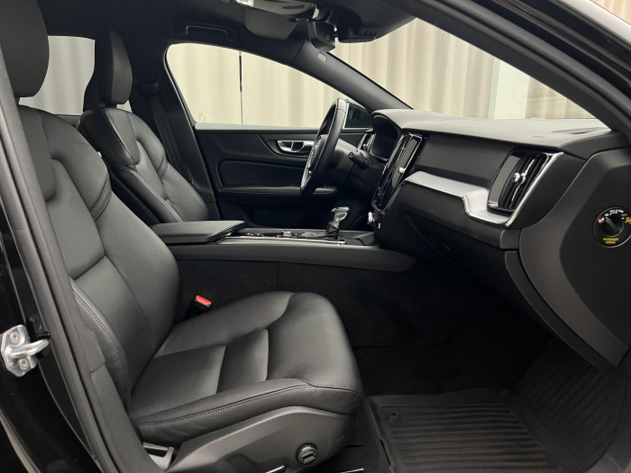 Volvo V60 D4 MOMENTUM AUT 1.maj. 2.0 d Momentum