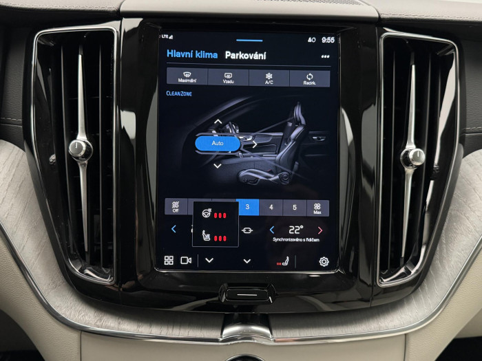 Volvo XC60 T6 AWD RECHARGE PLUS BRIGHT CZ