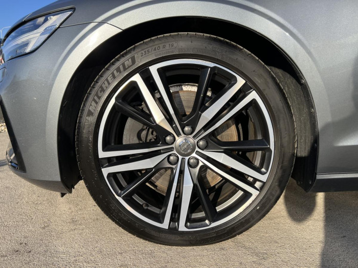 Volvo V60 T6 AWD R-DESIGN