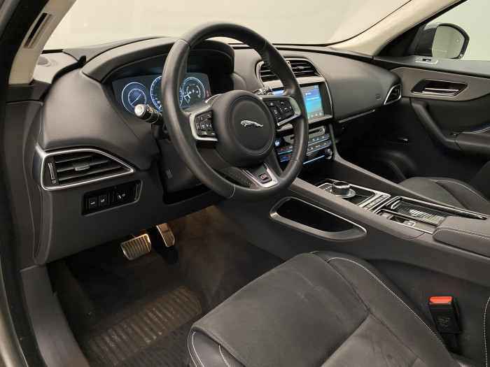 Jaguar F-Pace 30d S AWD AUT CZ REZERVACE 3.0 d