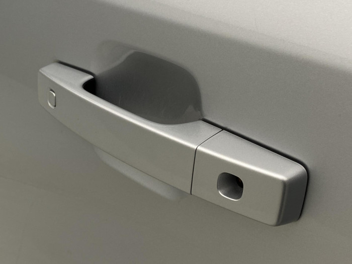 Land Rover Defender P400 SE AWD AUT REZERVACE 3.0 SE