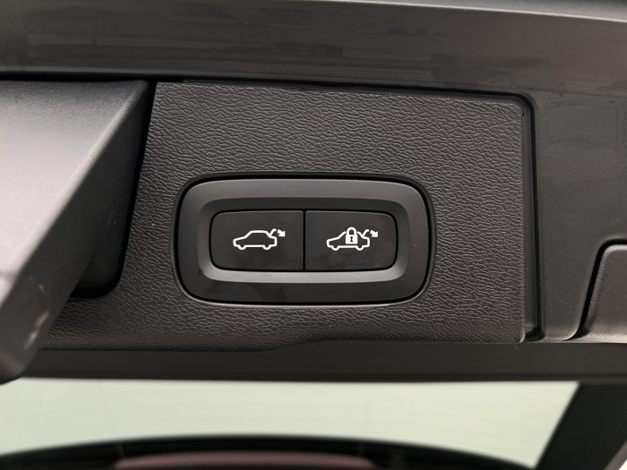 Volvo XC60 B5 AWD ULTRA BLACK EDITION AUT 2.0 Edition