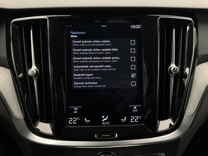 Volvo V60 CC B4 AWD MOMENTUM AUT 2.0 CC CC Momentum