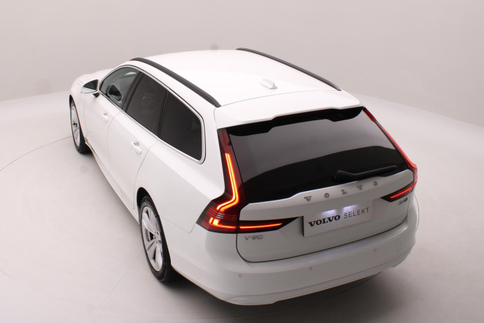 Volvo V90 B4 AWD CORE AUT CZ