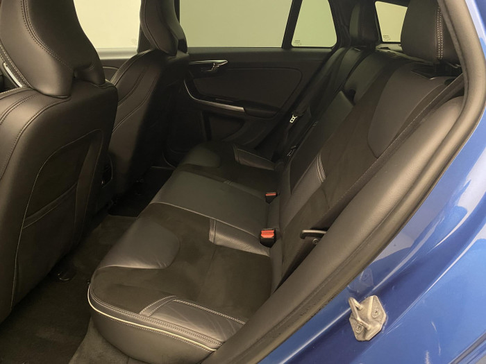 Volvo V60 T5 R-DESIGN AUT CZ