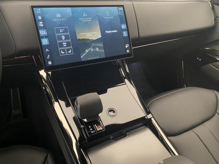 Land Rover Range Rover Sport D300 DYNAMIC SE AWD REZERVACE 3.0 d Dynamic SE