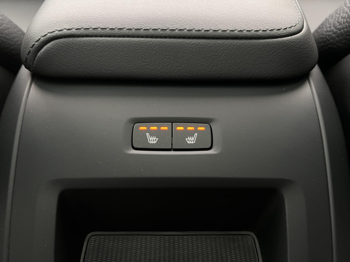 Volvo XC60 T6 AWD RECHARGE PLUS DARK AUT