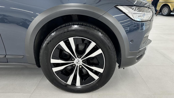 Volvo V90 CROSS COUNTRY D4 REZERVACE 2.0 d