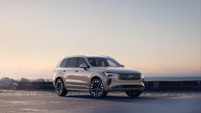 Volvo XC90 B5 AWD AUT BRIGHT PLUS 7míst